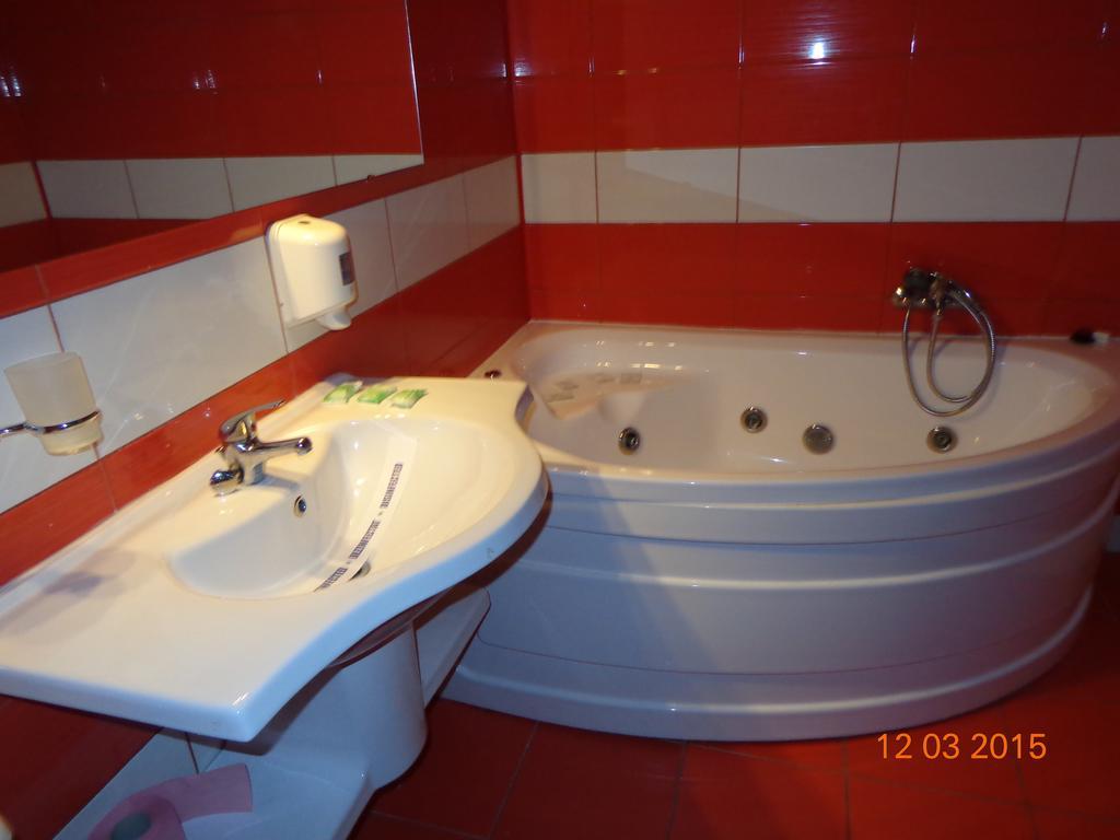 Hotel Cygnus Tulça Oda fotoğraf